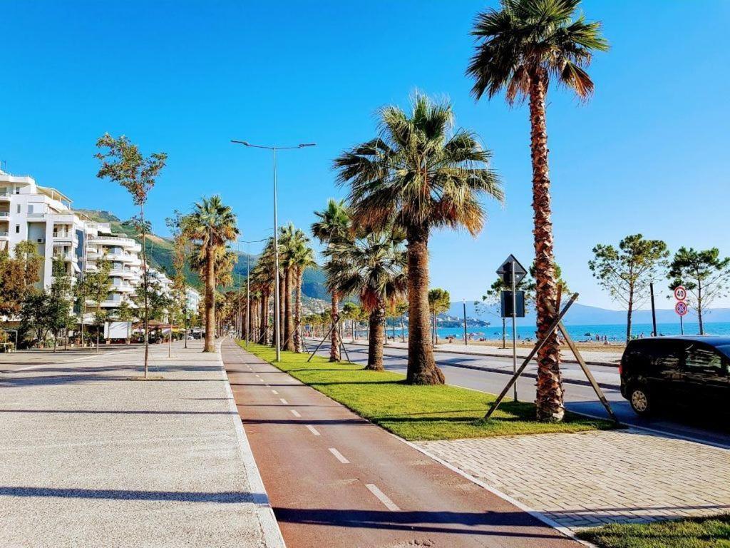 Bohemian Boutique Suites Vlorë Buitenkant foto