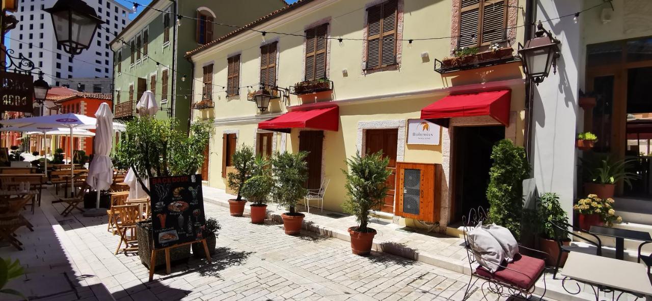 Bohemian Boutique Suites Vlorë Buitenkant foto