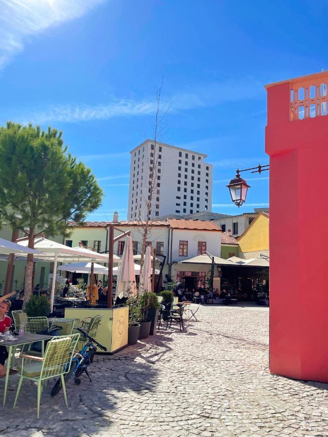 Bohemian Boutique Suites Vlorë Buitenkant foto