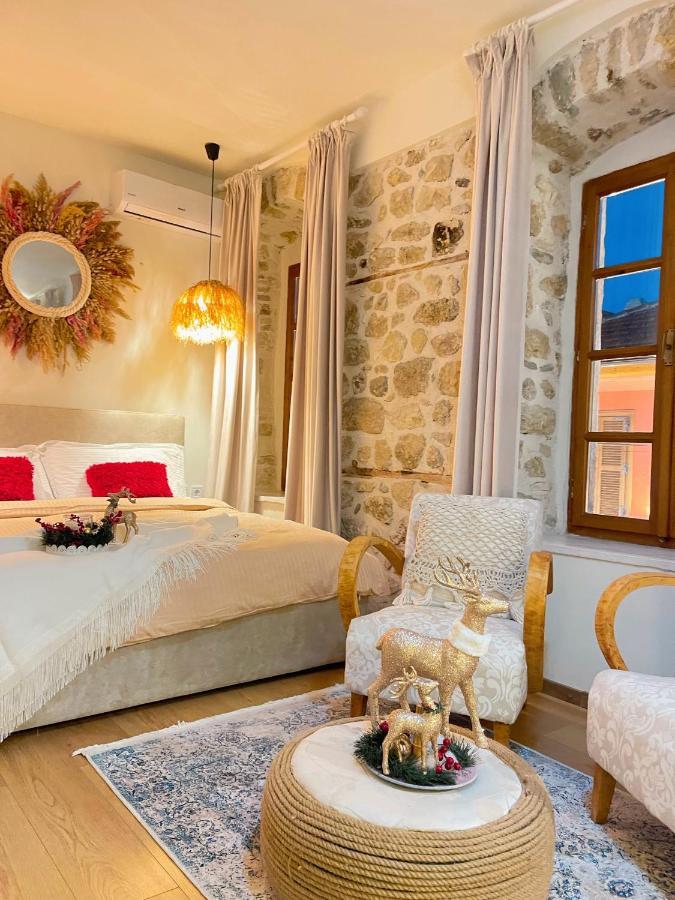 Bohemian Boutique Suites Vlorë Buitenkant foto