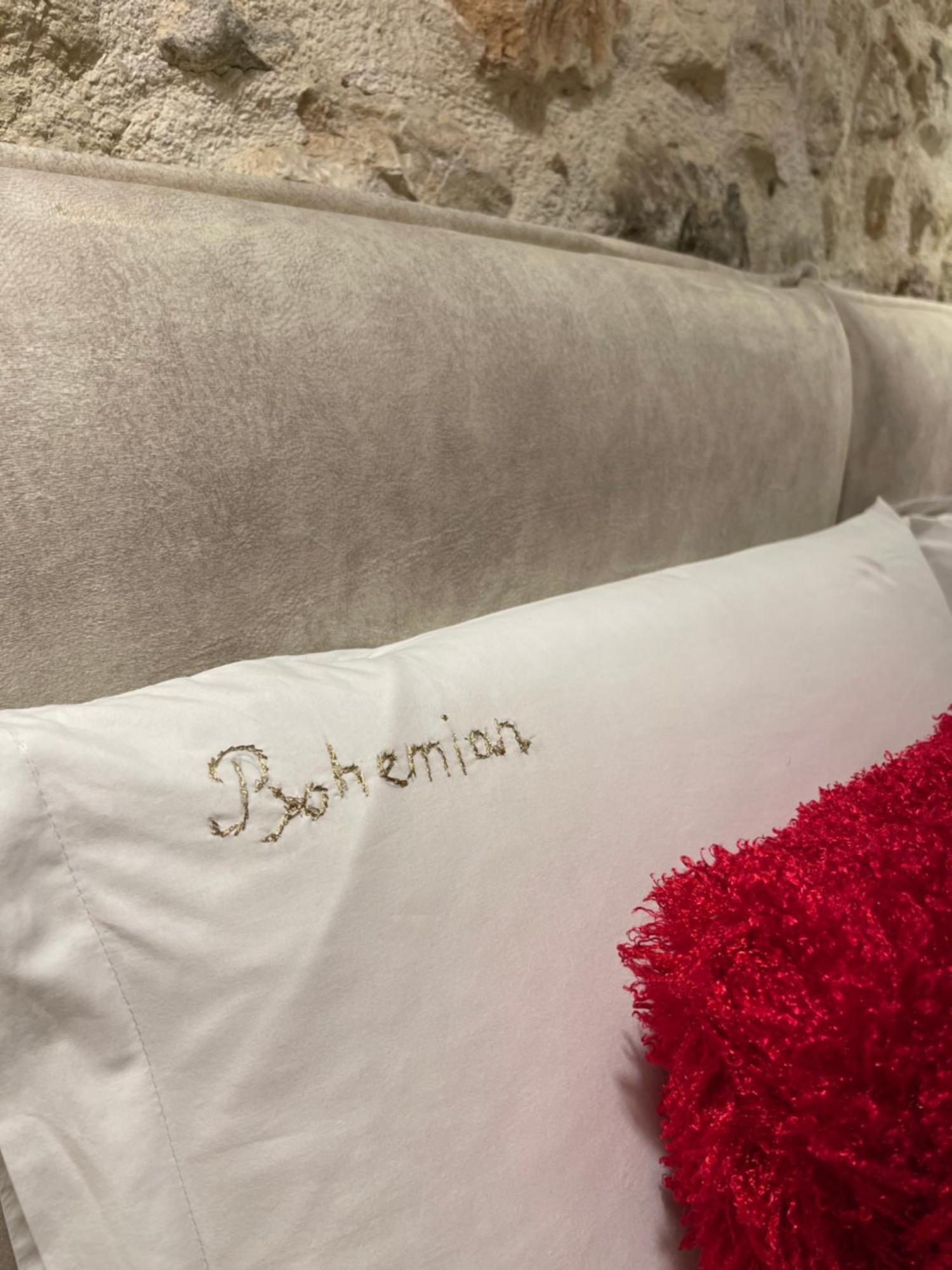 Bohemian Boutique Suites Vlorë Buitenkant foto